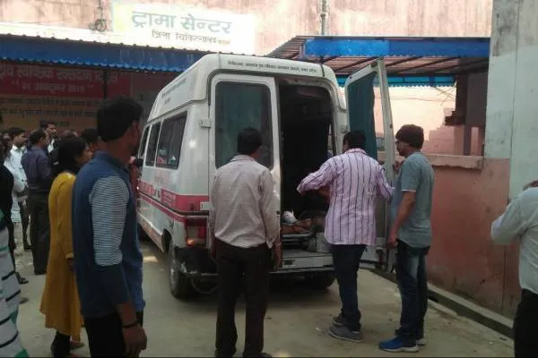 UP:फतेहपुर में भाजपा नेता की माँ को रोडवेज बस ने कुचला..हालत गम्भीर..!