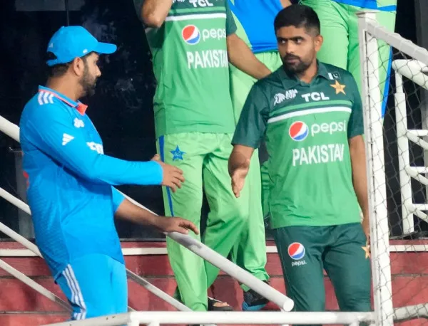 Asia Cup Ind Vs Pak Match: बारिश की भेंट चढ़ा भारत-पाकिस्तान मुकाबला ! रद्द होने से दर्शकों में दिखी मायूसी, 1-1 अंक से होना पड़ा संतुष्ट