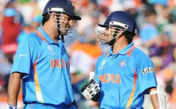 ODI World Cup 2023: सचिन और धोनी टीम इंडिया में हो सकते है शामिल ! जानिए किस दिग्गज खिलाड़ी ने की ऐसी मांग