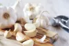  Garlic Benefits In Hindi: कच्चे लहसुन की एक कली सुबह खाली पेट खाएं ! कई बीमारियां छूमंतर