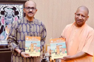 Cm Yogi Book Rocks Chennai : 'अजय टू योगी आदित्यनाथ' बुक तमिलनाडु में हुई लांच,जानिए